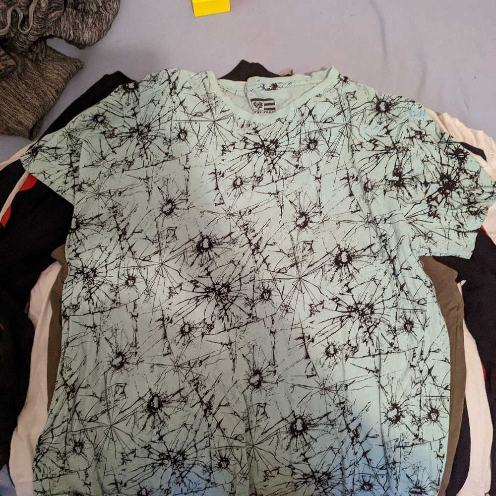 Guys tshirt